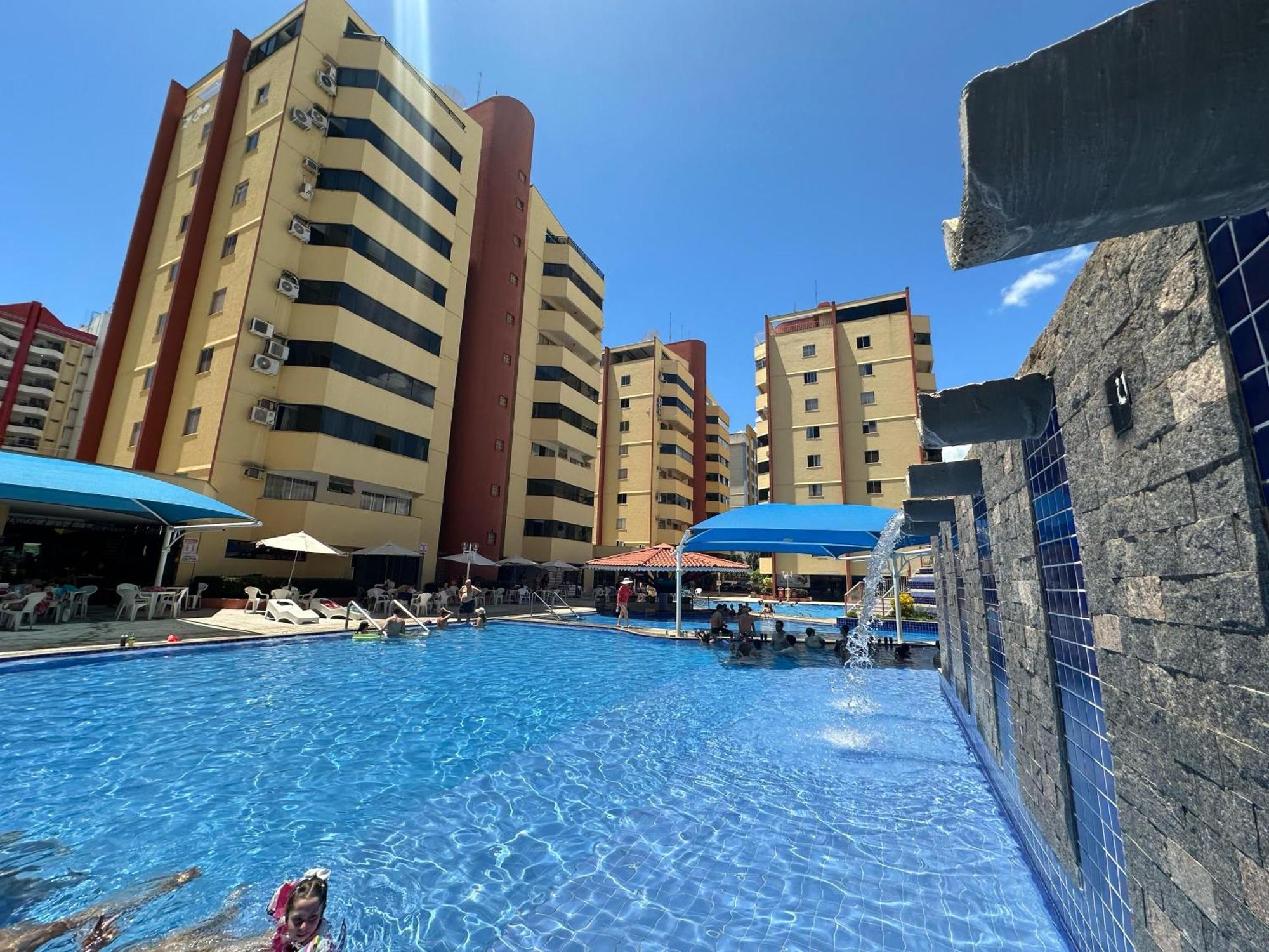 House Relax Parque Das Aguas Quentes - Ape 2 Quartos Caldas Novas Eksteriør billede